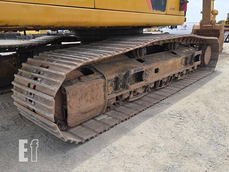 2017-caterpillar-349fl-image-38