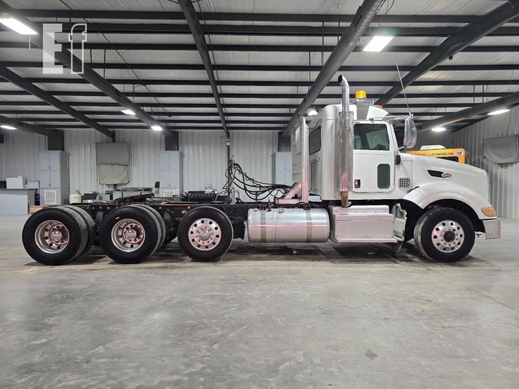 2013-peterbilt-386-image-6