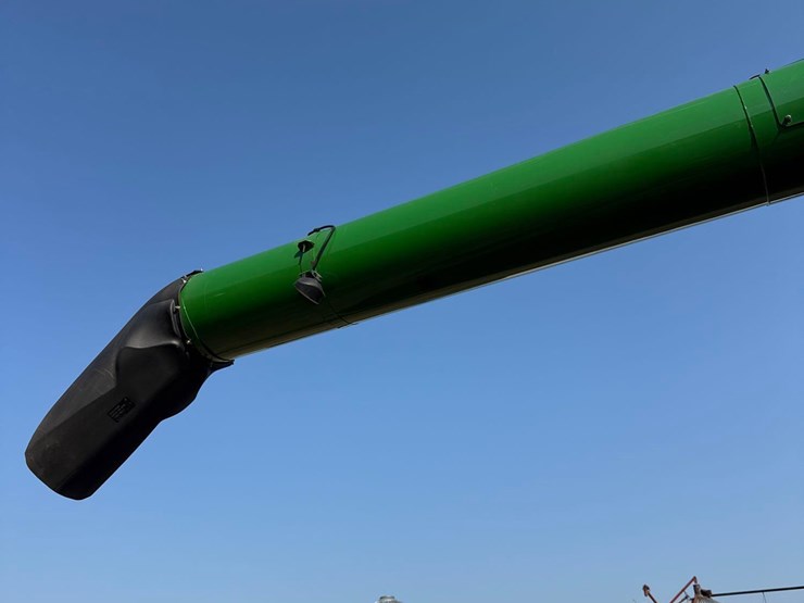 2011-john-deere-9770-sts-image-92
