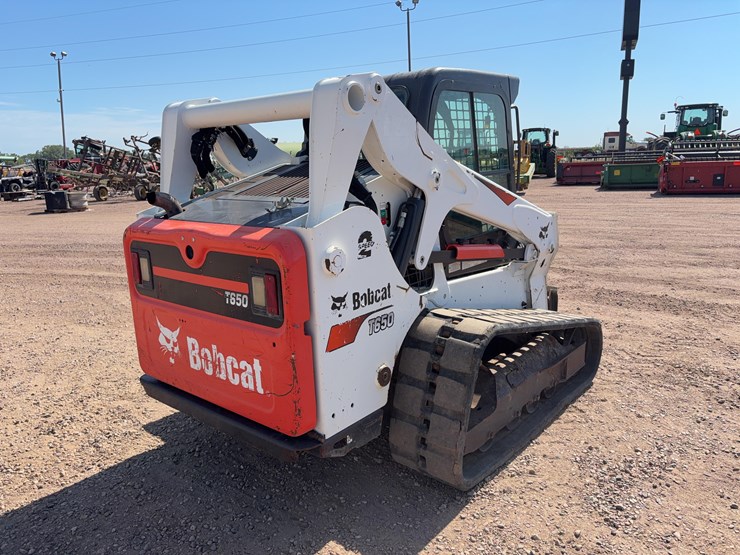 2017-bobcat-t650-image-5