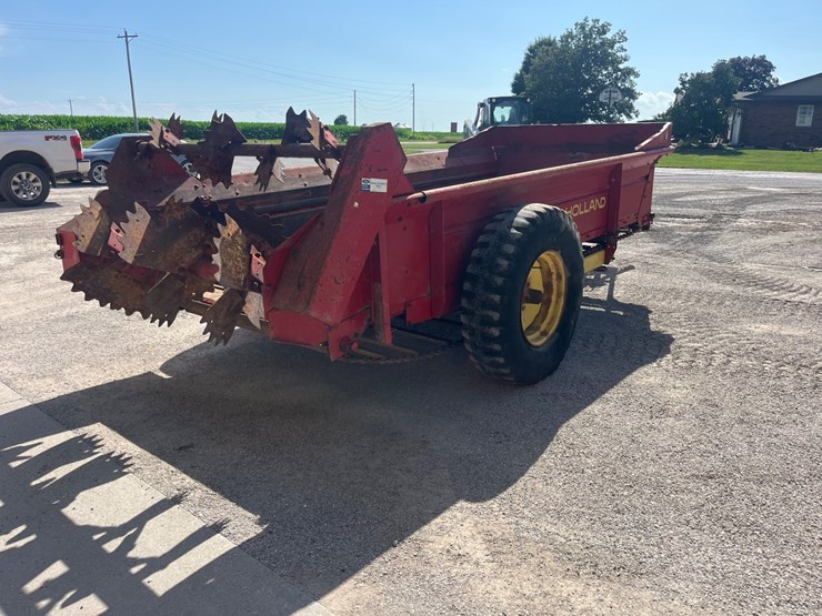 new-holland-519-image-5