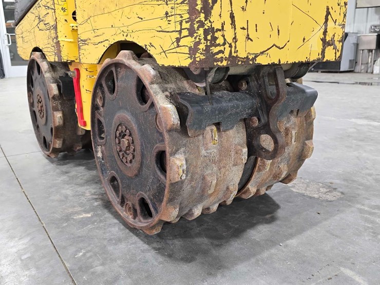 2019-bomag-bmp8500-image-14