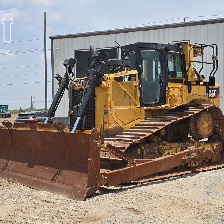2018 CATERPILLAR D6T LGP