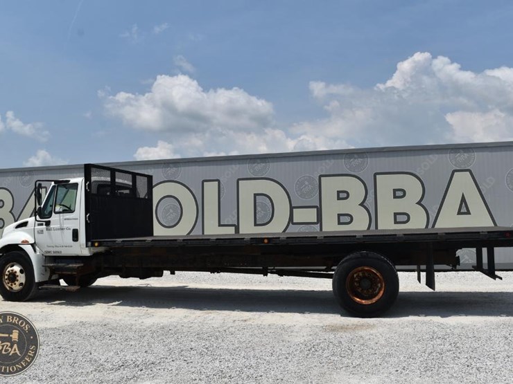 2005-international-durastar-4300-image-3