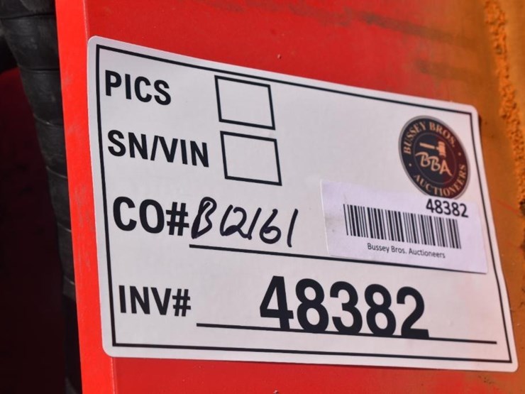 caterpillar-320-image-5