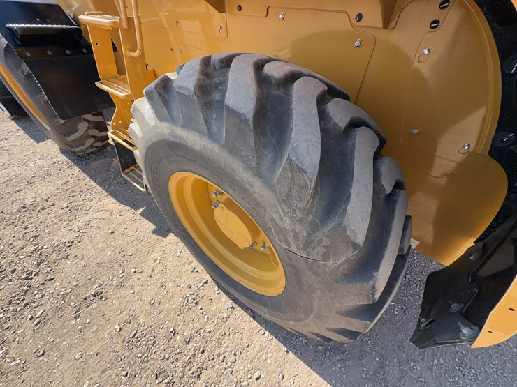 caterpillar-910-image-19