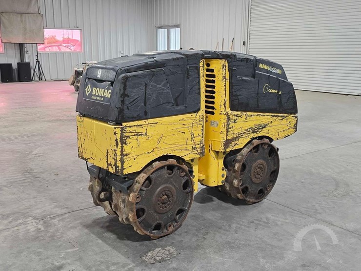 2019-bomag-bmp8500-image-3