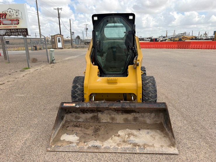 2012-caterpillar-262c-image-2
