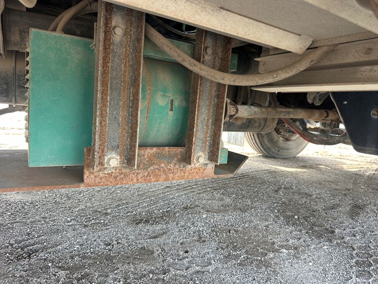 2012-kenworth-t370-image-21