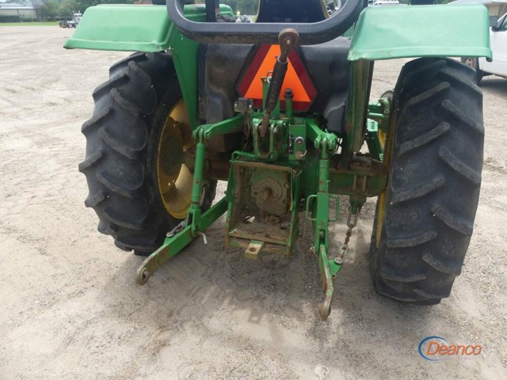 2012-john-deere-5045d-image-3