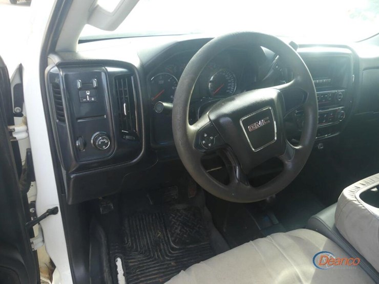 2015-gmc-2500hd-image-9