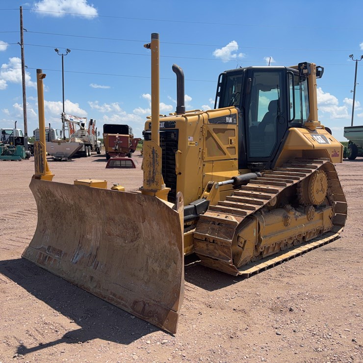 2015 CATERPILLAR D6N XL