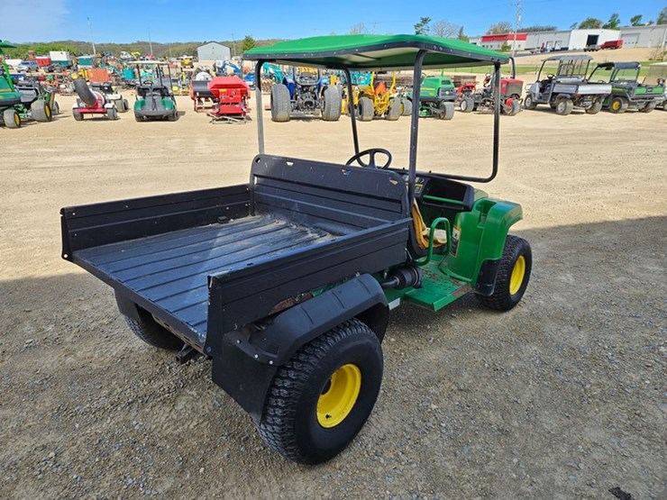 john-deere-gator-image-5