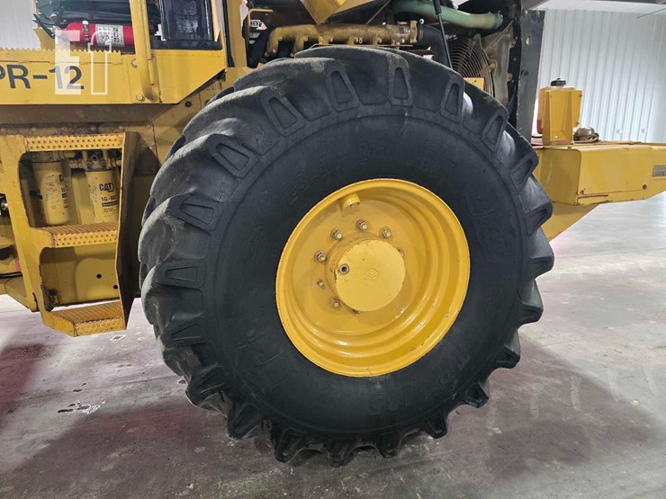 2004-caterpillar-cp-563e-image-27