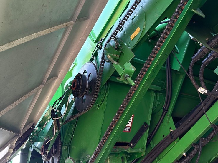 2011-john-deere-9770-sts-image-128