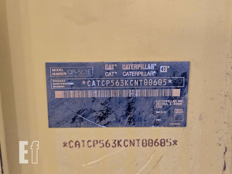 2004-caterpillar-cp-563e-image-30