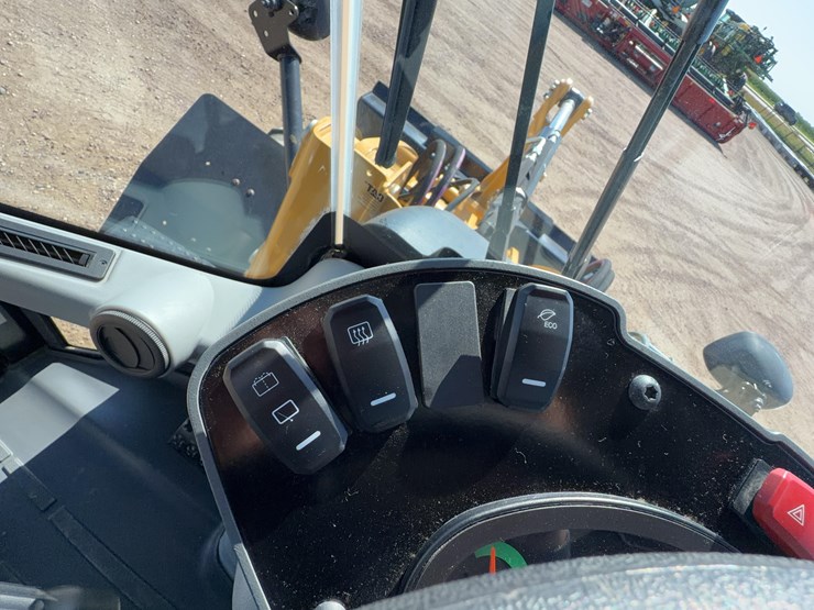 caterpillar-910-image-47