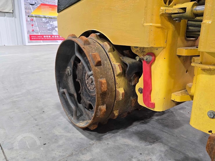 2021-bomag-bmp8500-image-12