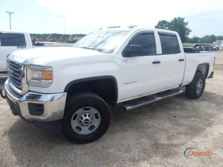 2016-gmc-sierra-2500hd-image-12