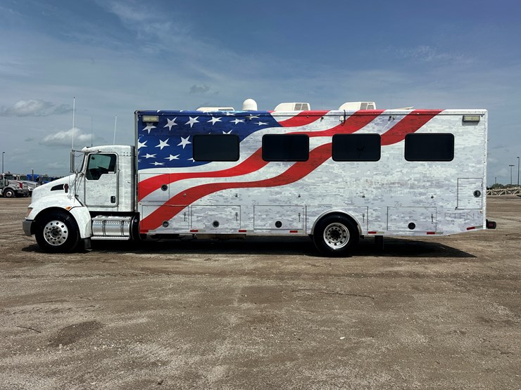 2012-kenworth-t370-image-8