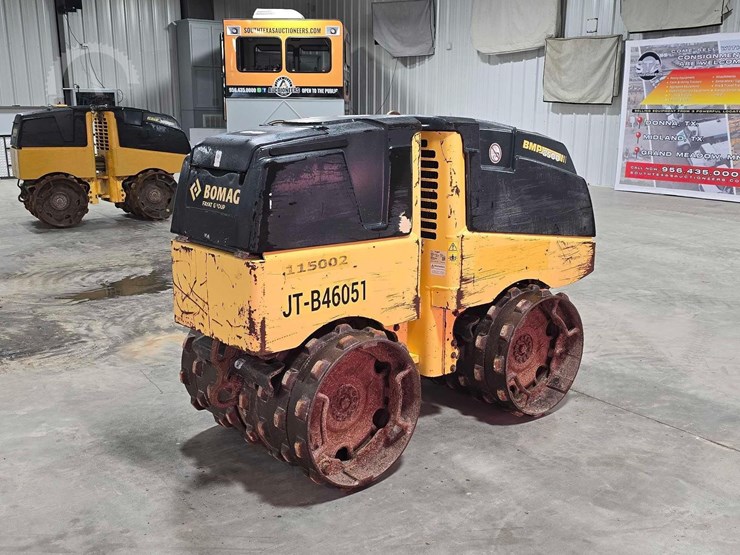 2019-bomag-bmp8500-image-3
