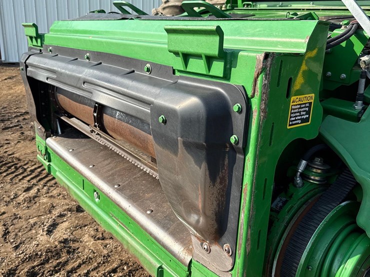 2011-john-deere-9770-sts-image-113