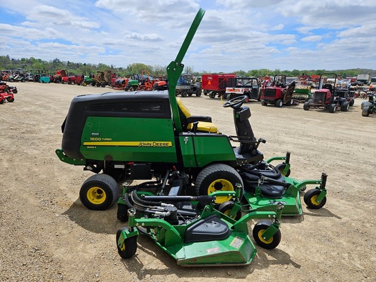 john-deere-1600-turbo-image-6