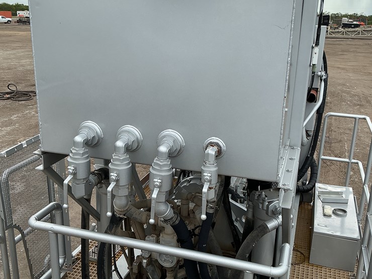 2012-cummins-qsx15-image-12