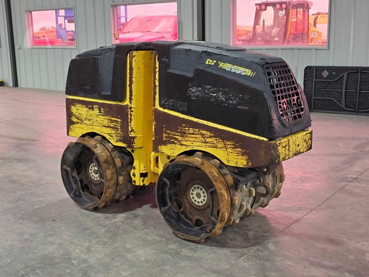2019-bomag-bmp8500-image-2