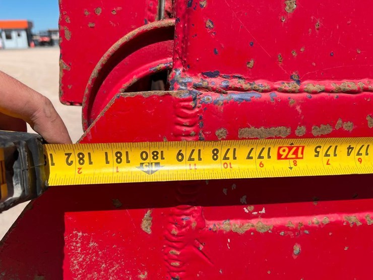 1996-peterbilt-377-image-50