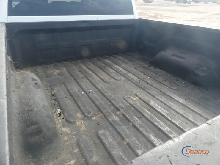 2015-dodge-ram-3500hd-image-5