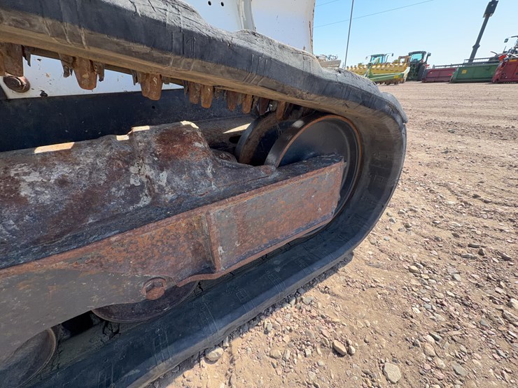 2017-bobcat-t650-image-17