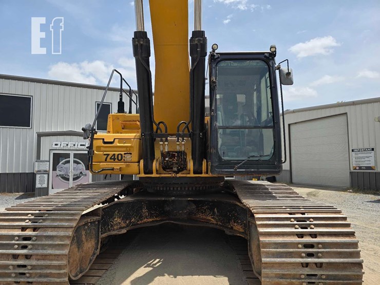 2017-caterpillar-349fl-image-14
