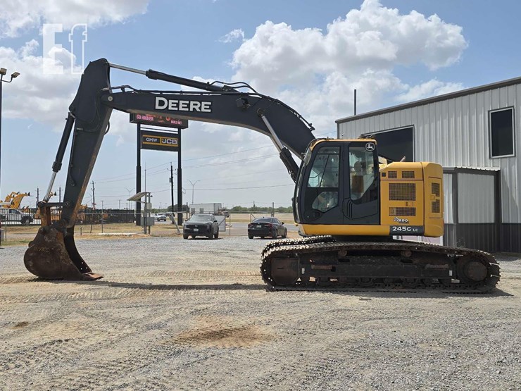 2018-deere-245g-lc-image-5