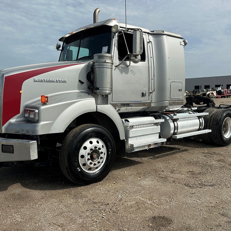 2012 WESTERN STAR 4900SB