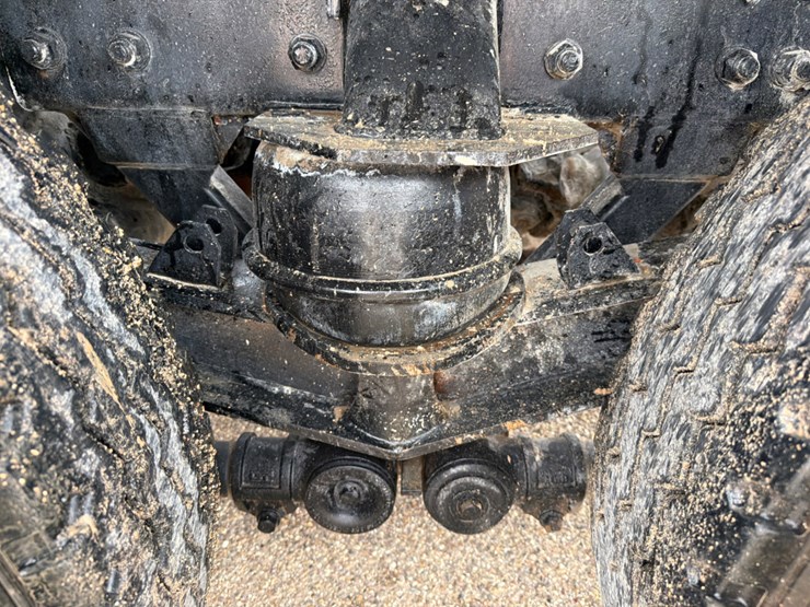 2016-kenworth-t880-image-13