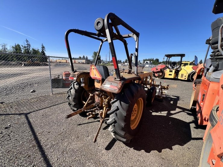 1979-case-petromat-tractor-image-5