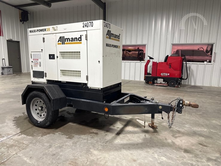 2019-allmand-bros-maxi-power-25-image-2