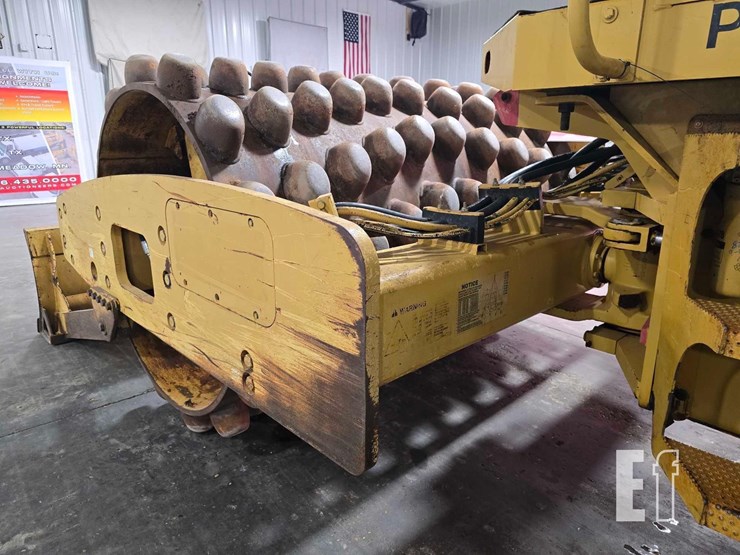 2004-caterpillar-cp-563e-image-23
