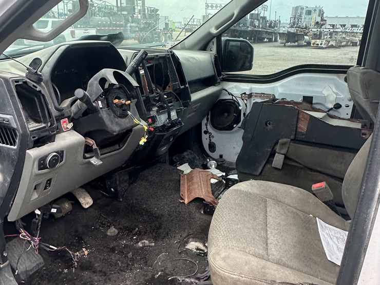 2018-ford-f150-image-13