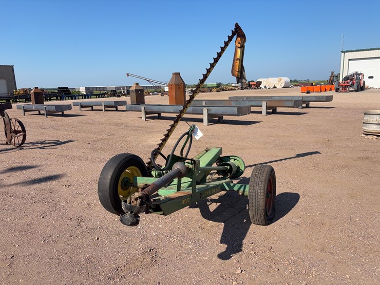 john-deere-450-image-1