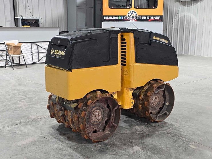 2021-bomag-bmp8500-image-3