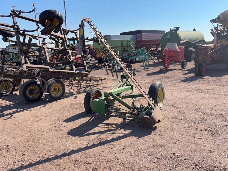 john-deere-450-image-4