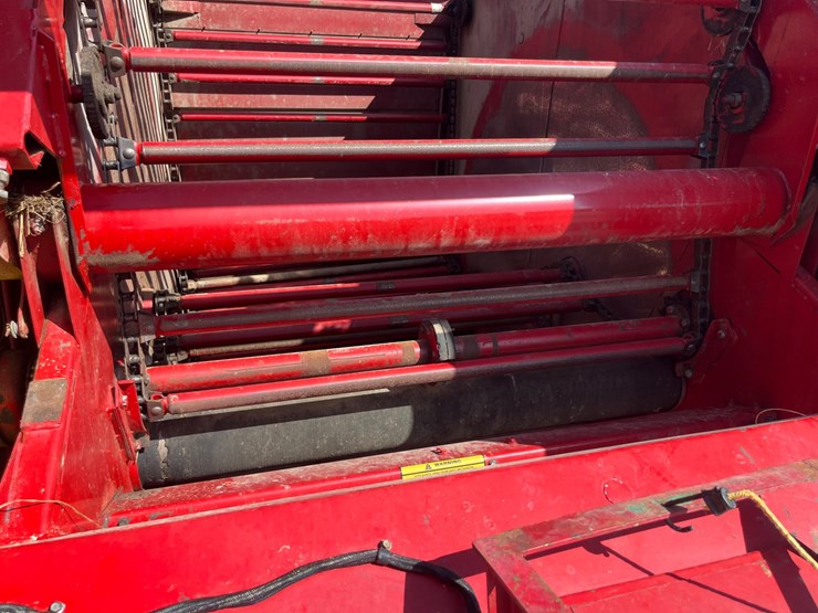 new-holland-853-image-20