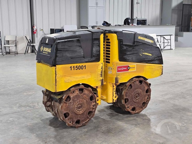 2019-bomag-bmp8500-image-3