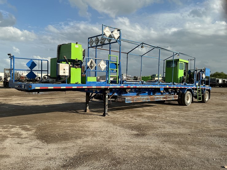 2012-great-dane-trailer-image-1