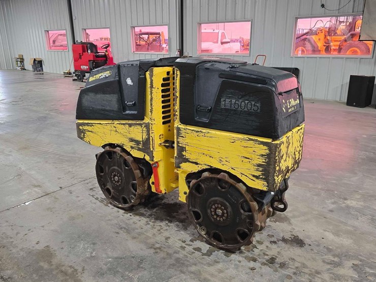 2019-bomag-bmp8500-image-4