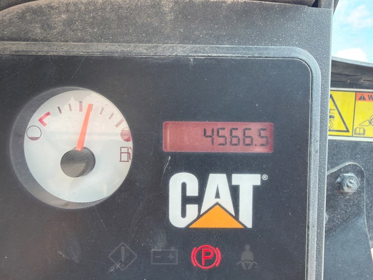 2012-caterpillar-262c-image-10
