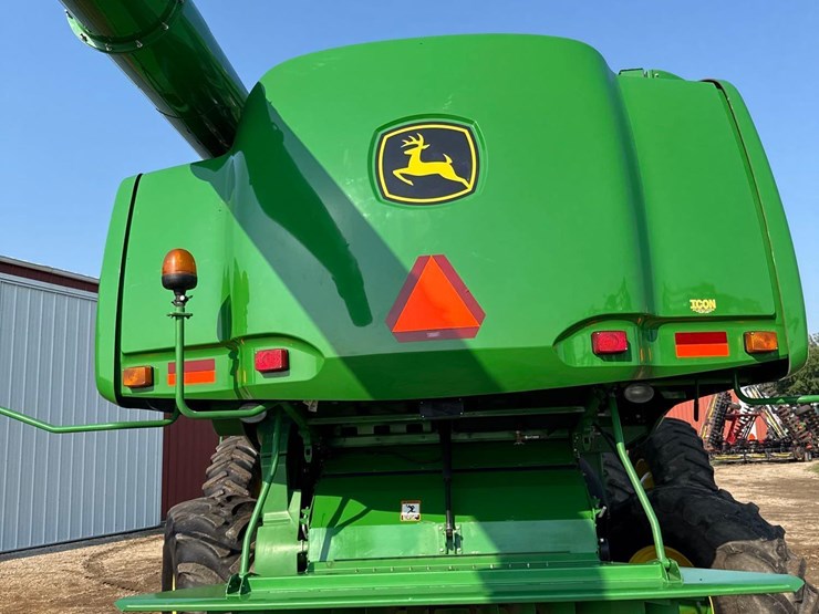 2011-john-deere-9770-sts-image-146