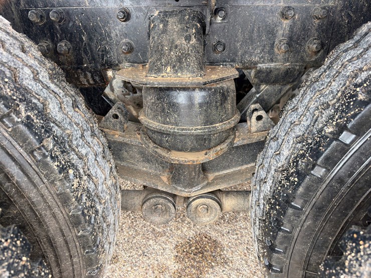 2016-kenworth-t880-image-8